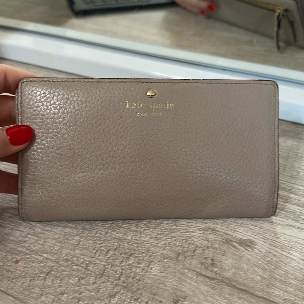 Kate Spade Bifold Zip Wallet | color Taupe